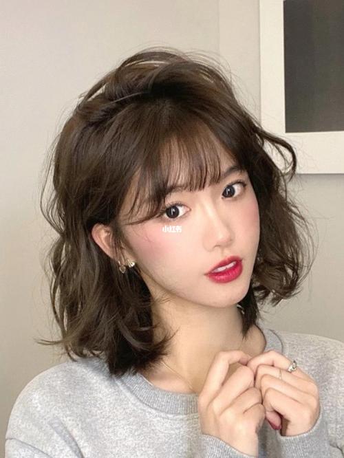 短发烫发_短发_烫发_发型_法式烫发_发型分享_时尚