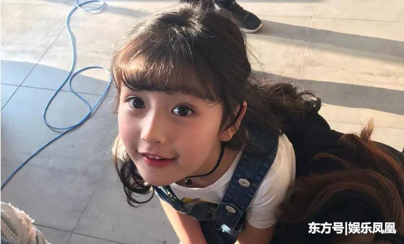 她就是裴佳欣.