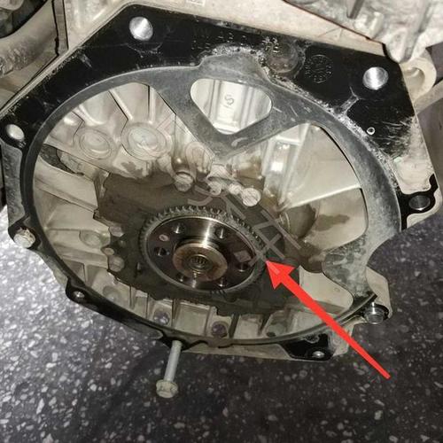 大众朗逸发动机抖动还异响,修车师傅:这是通病问题,正常现象!