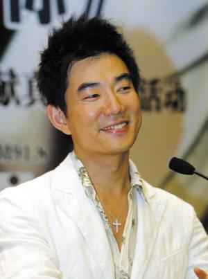 任贤齐最羡慕韦小宝 黑人教范玮琪做主持(组图)