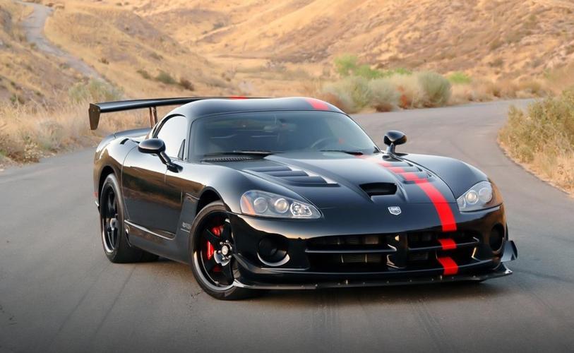 用"毒蛇 "做车标的3个车企,一个比一个帅,第三个鲜有人知