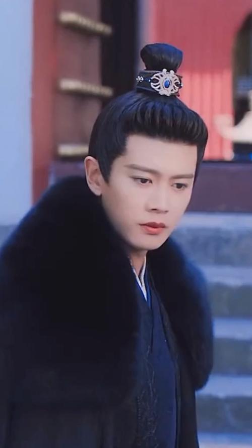 周生辰古装vs现代装太可了吧