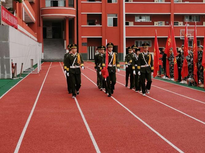 丰都实验中学校2020年秋期新生军训及消防演练开幕式