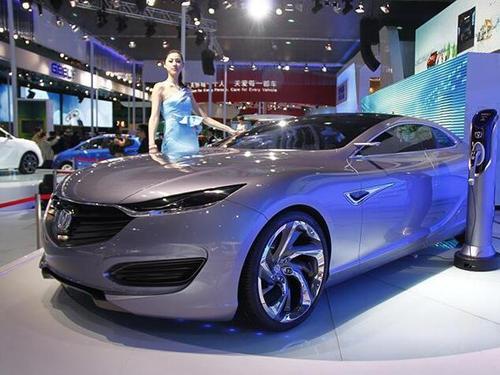 长安造国产最美平民跑车 只卖20万秒杀法拉利!