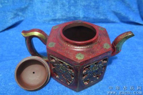 满彩刻花紫砂壶