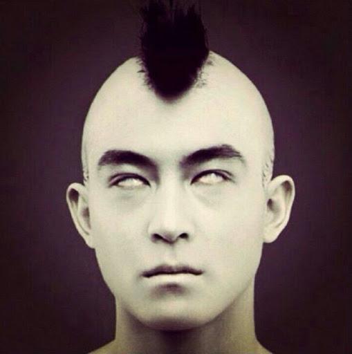 求陈冠希的头像那个小头像 谢谢大神