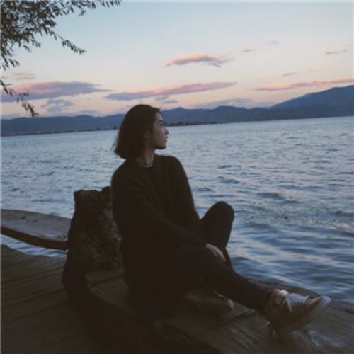 没有人懂得我的伤女生头像伤感