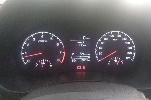 现代-悦纳 2016款 1.4l 手动炫酷版gls