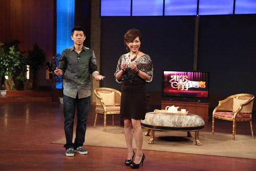 夏雨首谈结婚生子细节 《非常静距离》展才艺