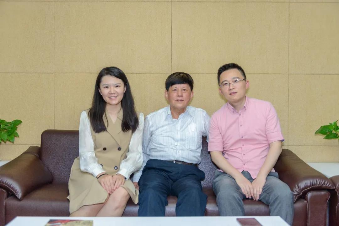 图中为张亚林,图摄:it时报