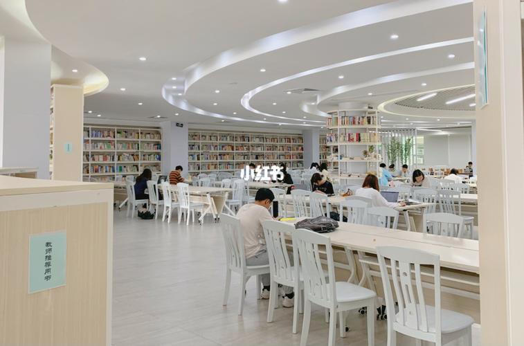 广州工商学院|图书馆篇_图书馆_学习_广州工商学院三水校区自由行热门