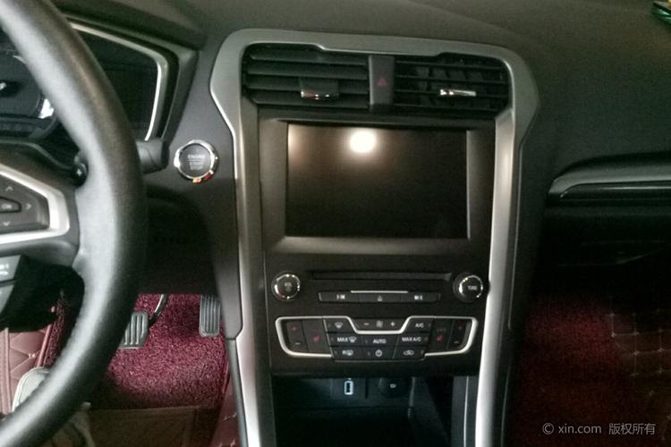 福特蒙迪欧空调调节区