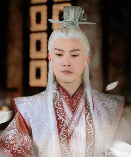 15位男星的古装白发剧照,你们都喜欢谁呀?觉得哪几位