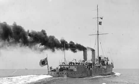 载洵考察团访日前夕订造的"永丰"号航海炮舰,即日后的"中山"舰.