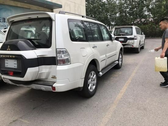 2020款三菱帕杰罗v97现车抵港店内优惠