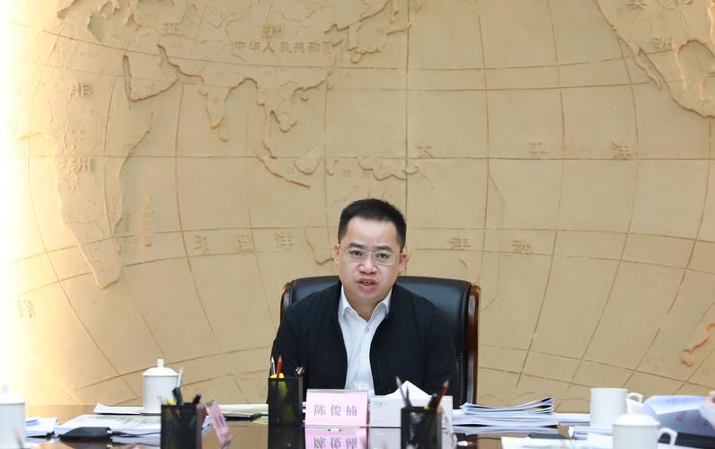 刘勇出席十七届武胜县人民政府第79次常务会议