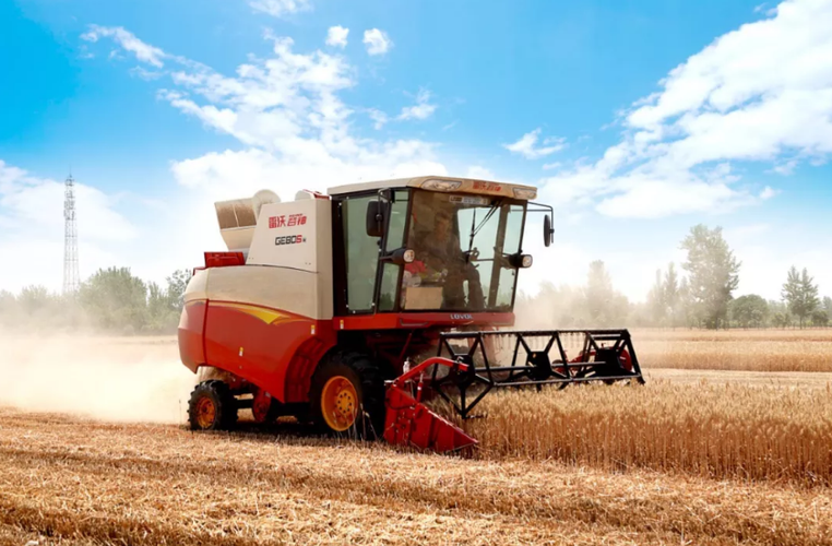 雷沃谷神小麦收割机销量持续霸榜