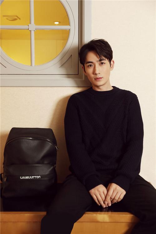 毛晓彤朱一龙恋情真假 朱一龙关注了毛晓彤吗