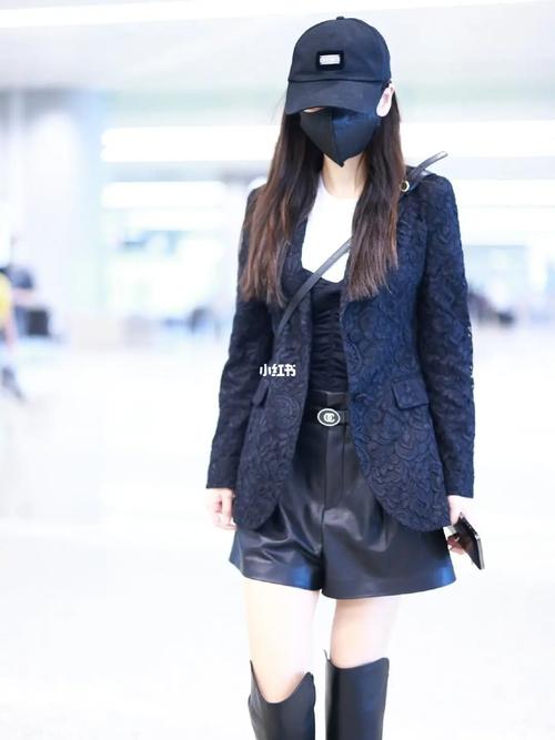 angelababy机场秀也好看哒_angelababy_私服穿搭_娱乐