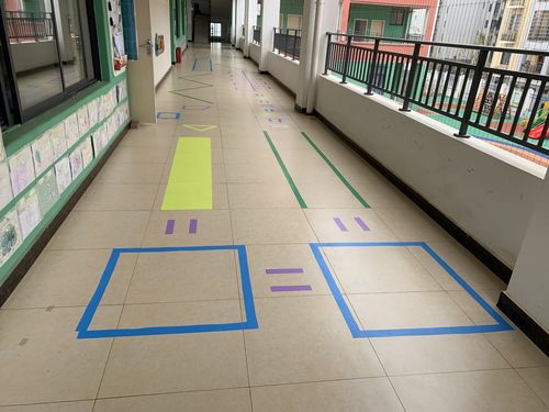 宁远县第二机关幼儿园"朝阳a班"地面游戏