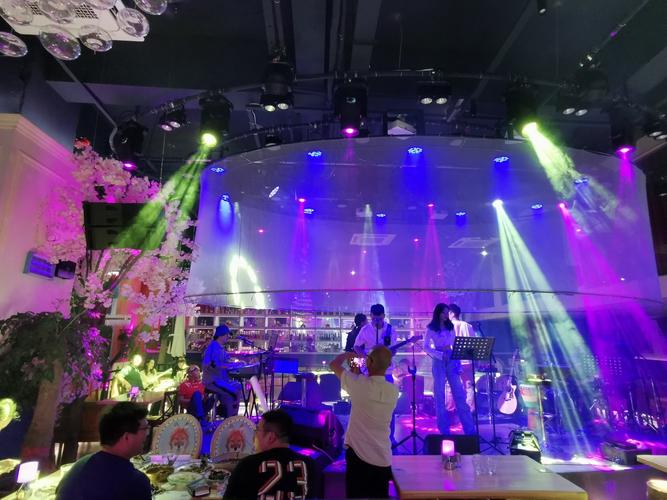 春风十里音乐酒吧