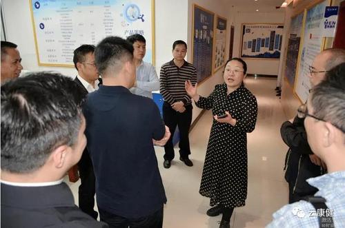 淄博市周村区委副书记徐强,山东振兴服务队队长刘彧带队到广西云康健