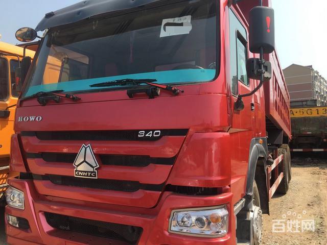 重汽豪沃后八轮自卸车