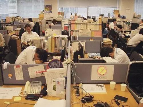 美民调:日本只有6%员工认为自己工作态度积极