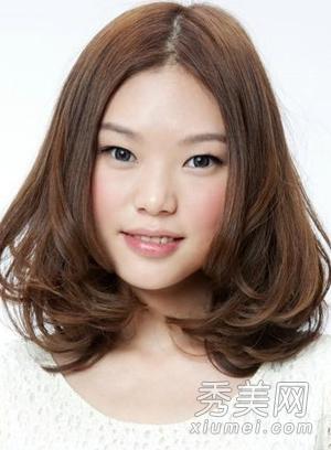 2012最新短发卷发发型图片 新年从头美丽