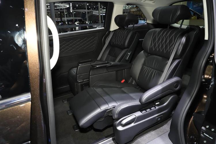 本田艾力绅座椅通风怎么用艾力绅和奥德赛哪个好