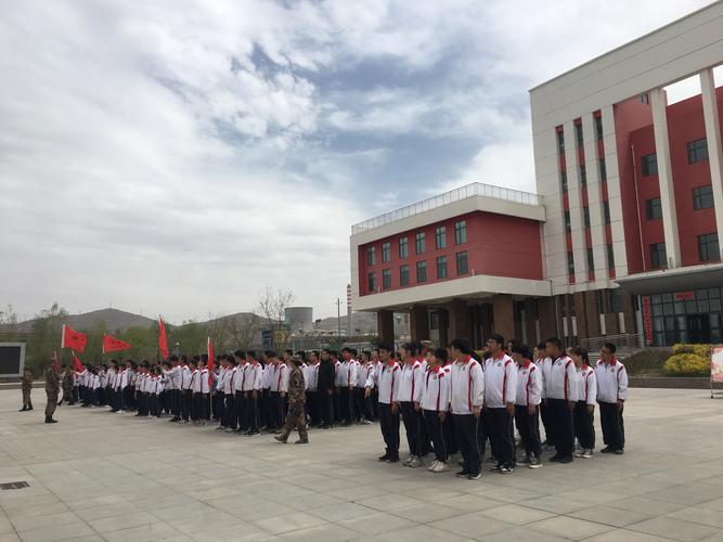 去往美好的未来——2019海湖中学"夏都第二课堂"