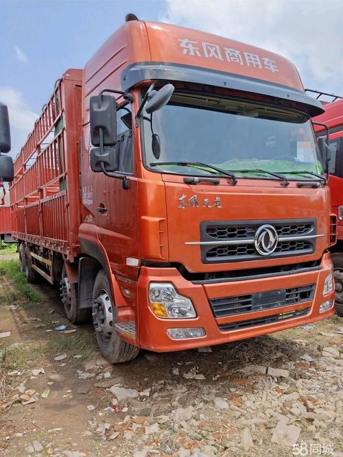 6米载货车底盘(dfl1311a10)东风天龙前四后八货车低价处理