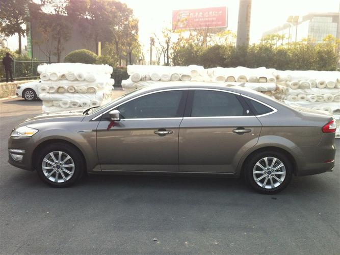  p>2011款蒙迪欧致胜2.3l自动时尚型生产厂家是长安福特. /p>