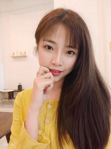 还在做"手残党"?自拍技巧学起来,让你分分钟变女神