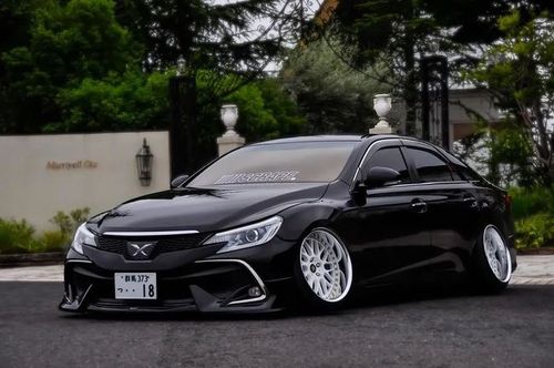 更车室丰田锐志的改装案例再多都不嫌多