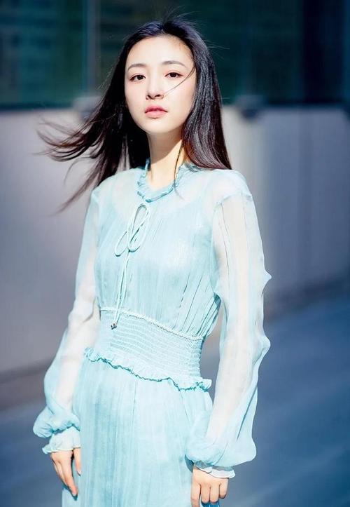 吴倩美照可爱的落落公主