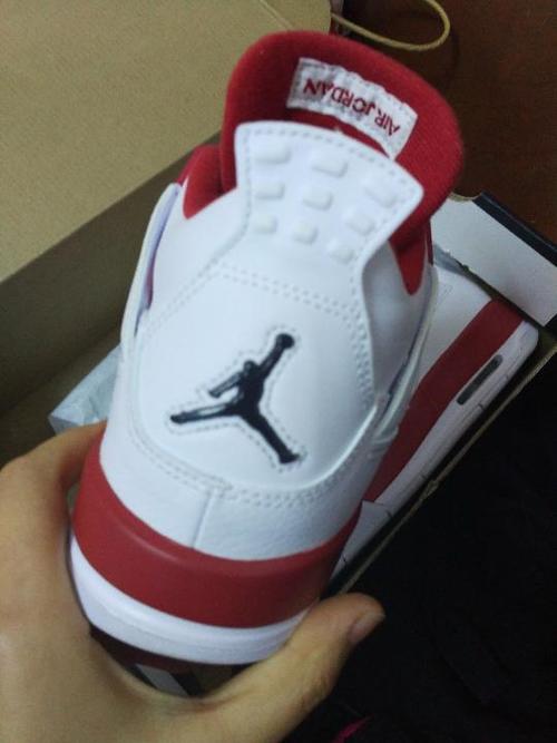 aj4白红.