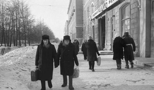 俄罗斯的冬天有多冷?上世纪90年代,德国摄影师体验了一回