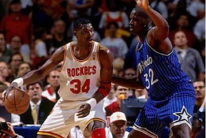 nba史上6大神奇步伐,乔丹空中舞步,詹皇如同坦克