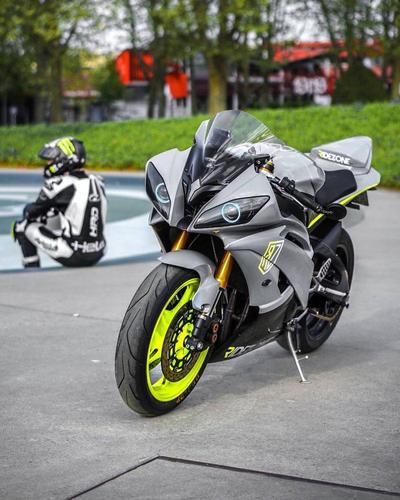 雅马哈 r6,宝马s1000rr 机车美图