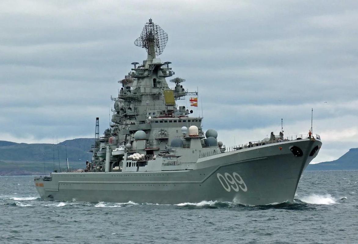 基洛夫级巡洋舰巡洋舰分分钟干掉一膄航母