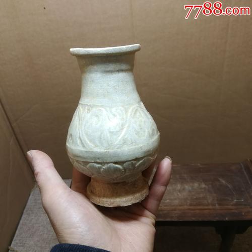 包老宋代花瓶