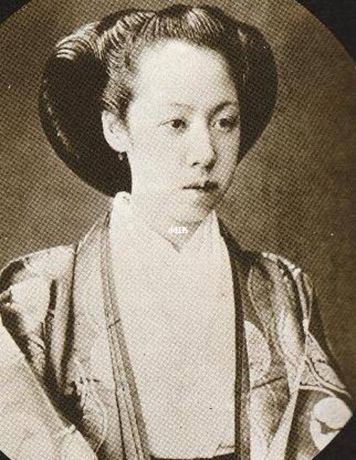 p1老照片和宫亲子内亲王 p2p3堀北真希在笃姬里扮演的