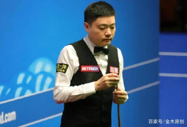 继4-1淘汰墨菲晋级8强之后,颜丙涛再次惊艳了众人,6-3大胜塞尔比晋级