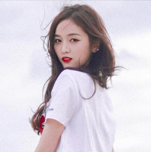 吴宣仪|甜美wink 入股不亏 元气美少女吴宣仪头像分享