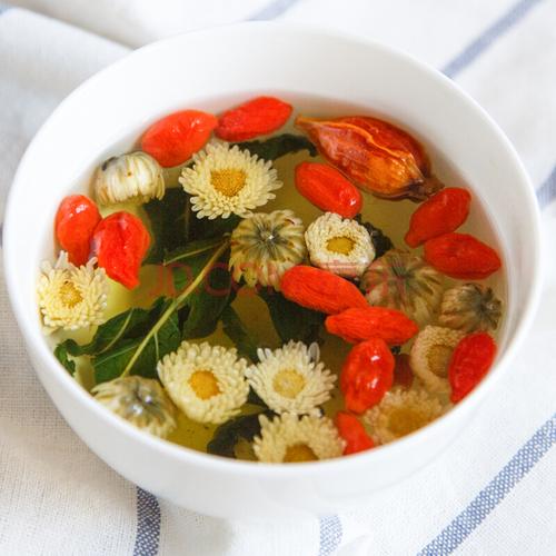 菊花瘦肉桑叶汤