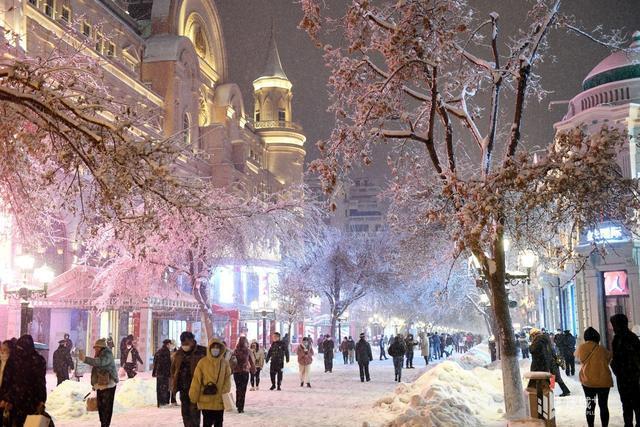 雪后美景扮靓冰城百年老街