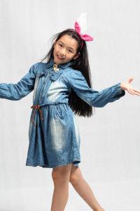 个人简历 姓名:陈嘉莹 性别:女  出生年月:2004-10-11         身高