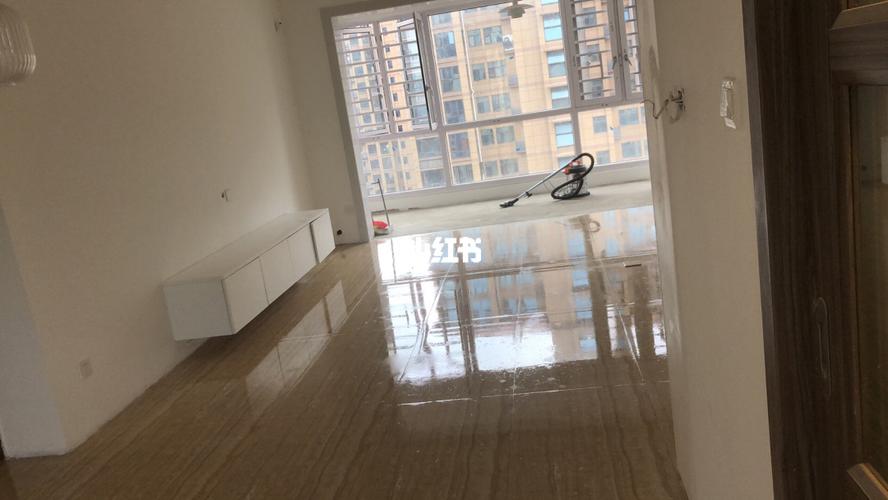 木地板通铺_地板_圣象怎么样_实木_装修_收房_碧桂园精装房改造_家居