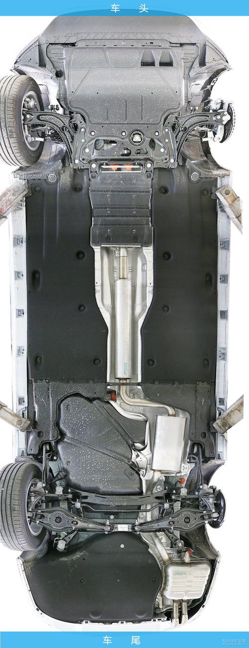 裙底扎实平整一汽大众新迈腾底盘解析